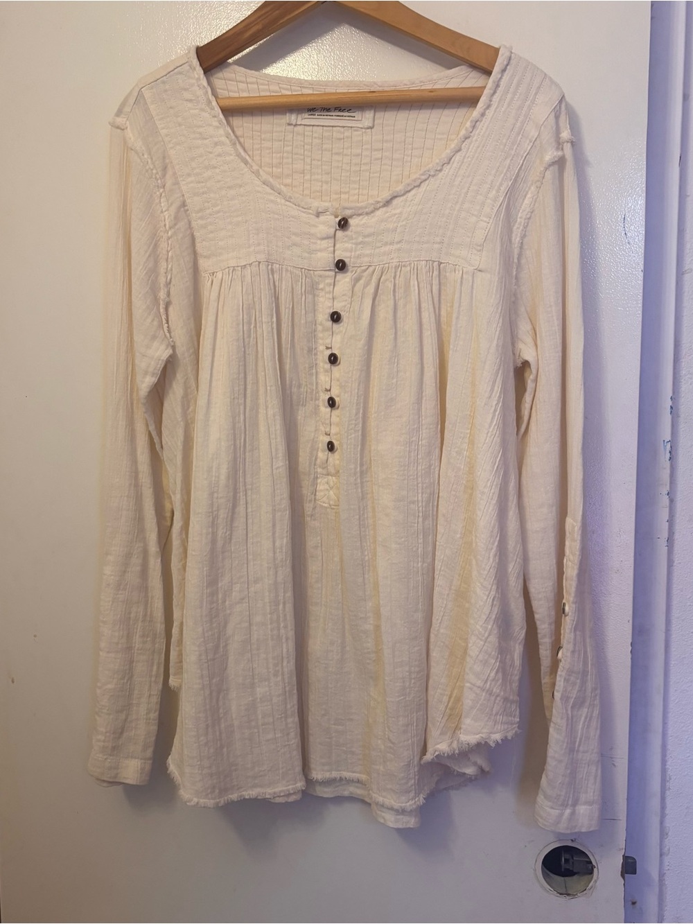 Women’s Cream Button-Front Gauze Peasant Top